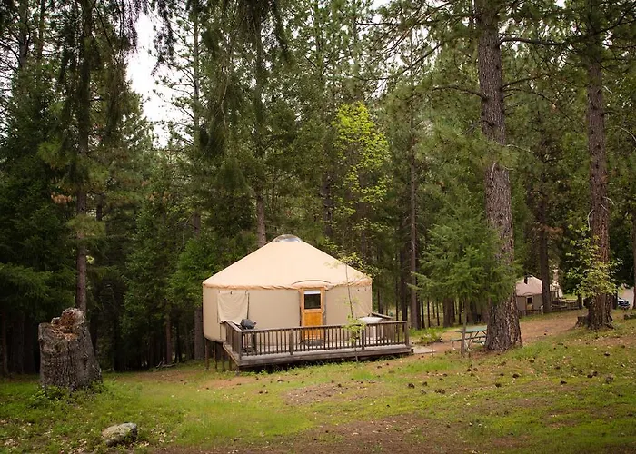 Yosemite Lakes Hillside Yurt 1